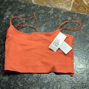 Gilly Hicks NTW TANKS WOTH LACE